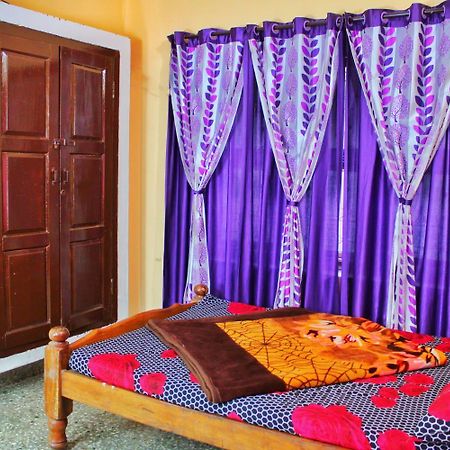 Royal Palm Homestay Madikeri Bagian luar foto