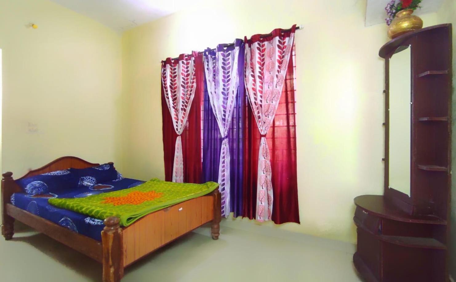 Royal Palm Homestay Madikeri Bagian luar foto